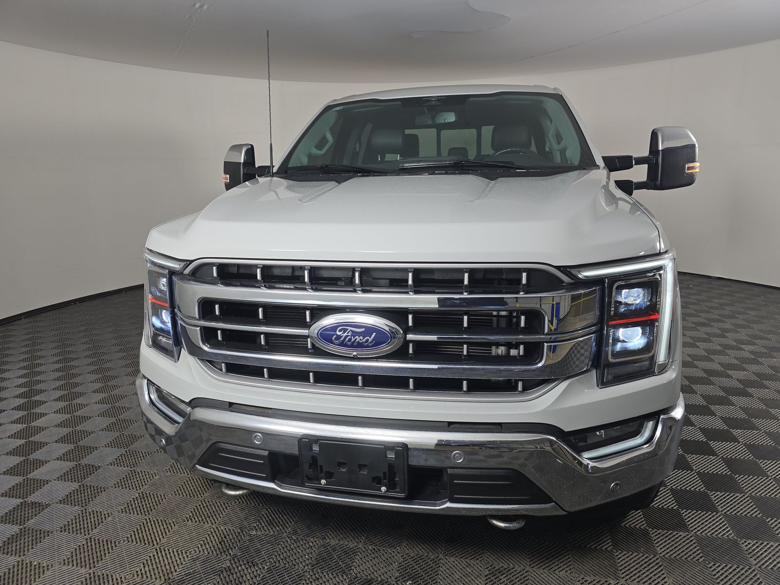 2023 Ford F-150 Lariat AWD