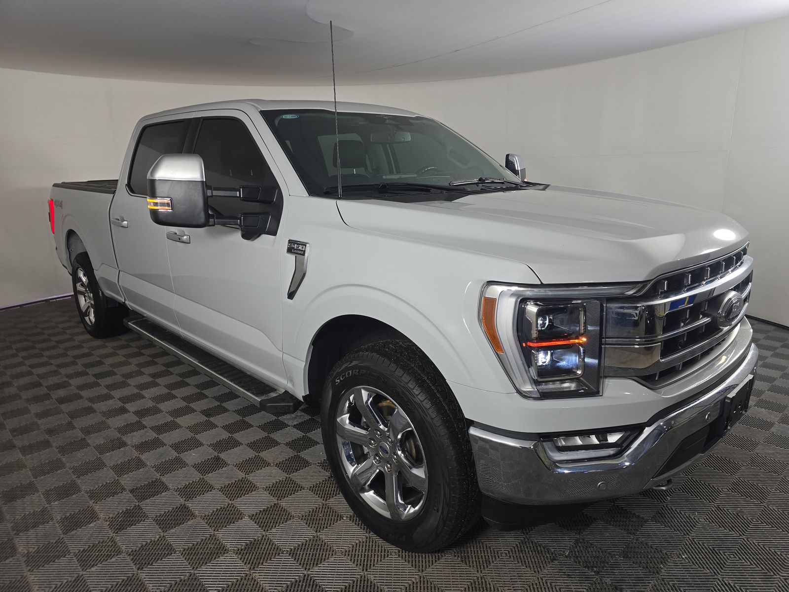 2023 Ford F-150 Lariat AWD