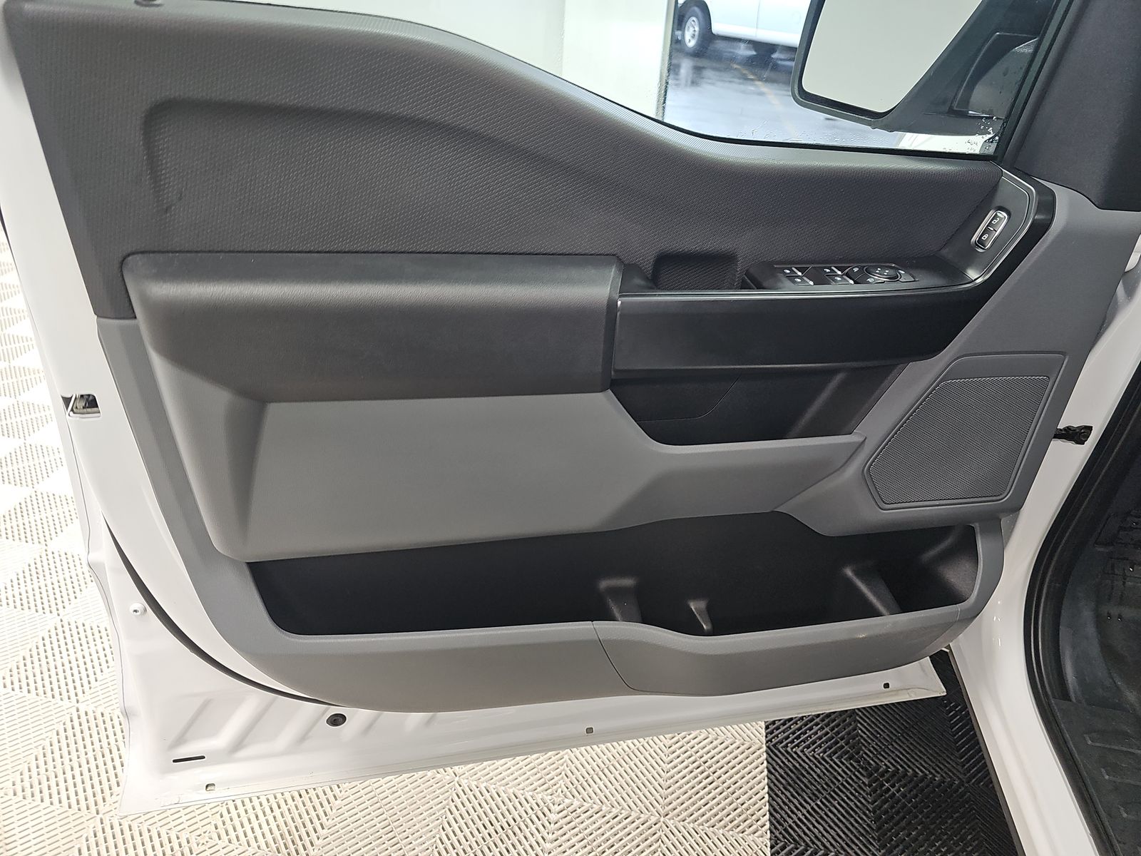 2024 Ford F-150 XL AWD