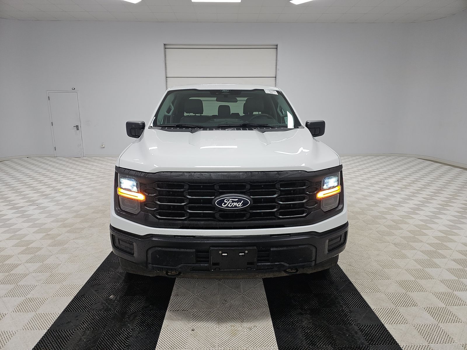 2024 Ford F-150 XL AWD