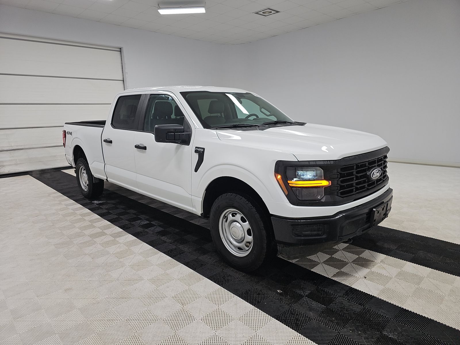2024 Ford F-150 XL AWD