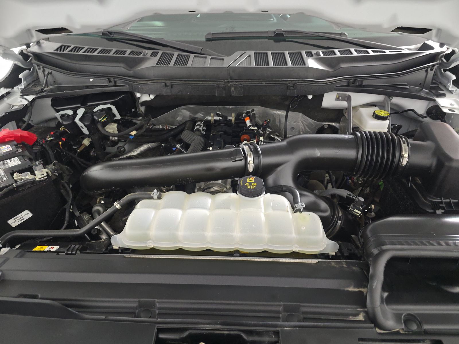 2025 Ford F-150 XLT AWD