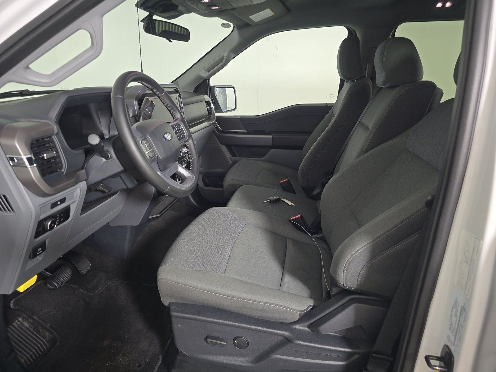 2025 Ford F-150 XLT AWD