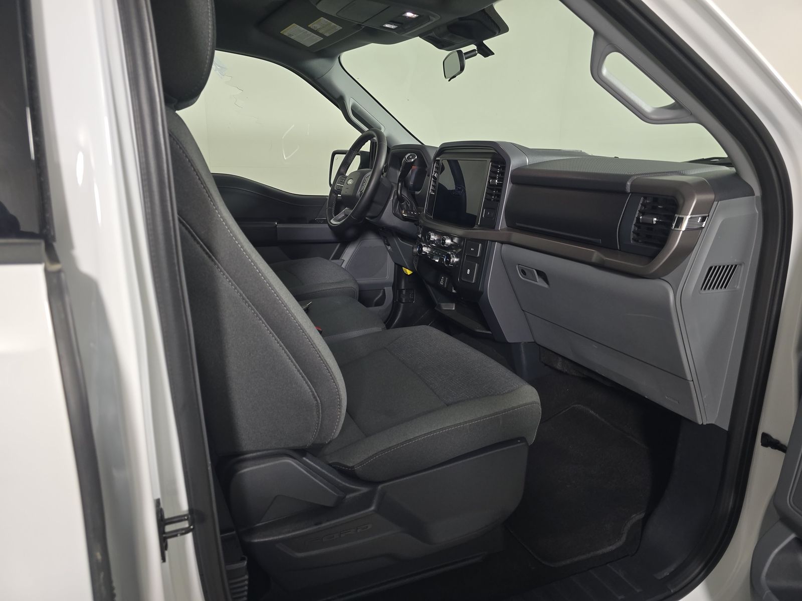 2025 Ford F-150 XLT AWD