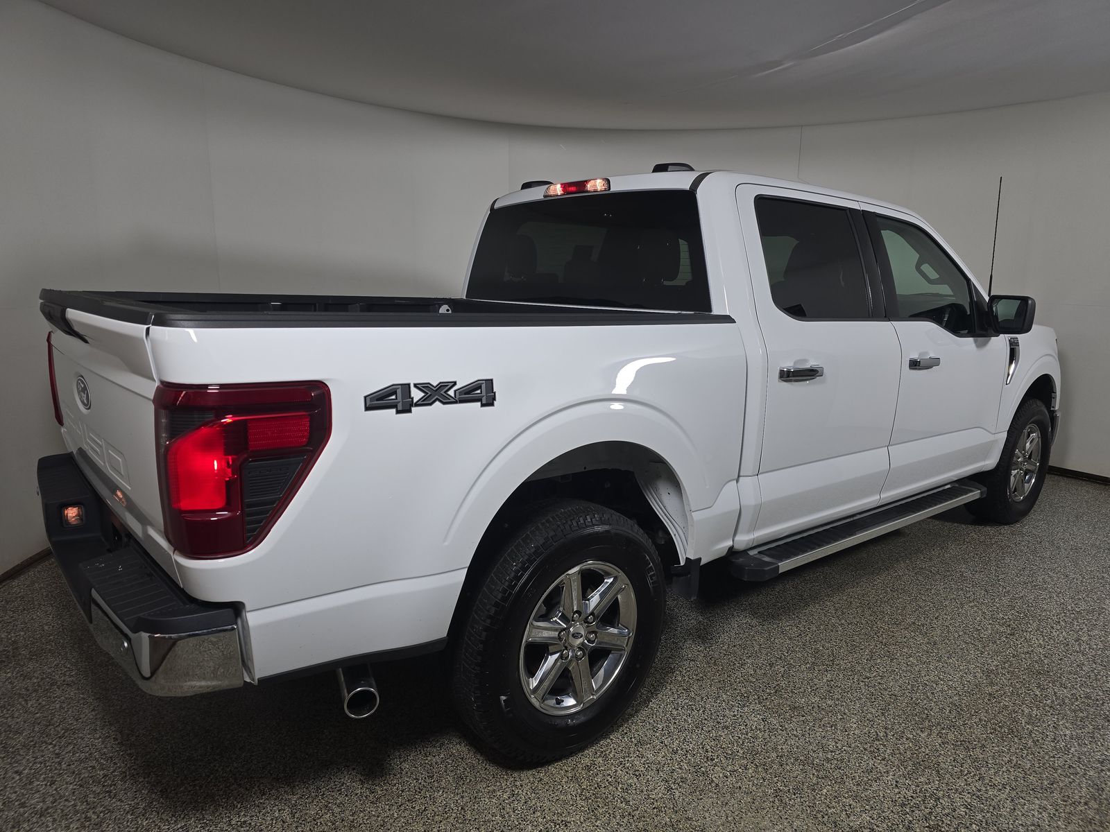 2025 Ford F-150 XLT AWD