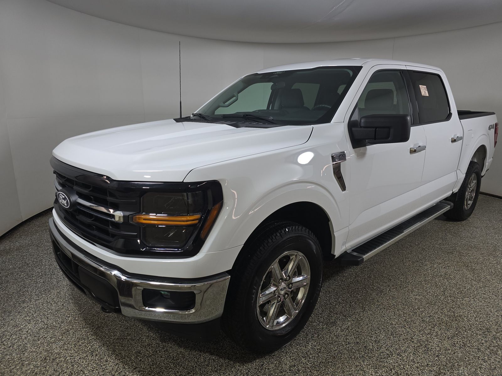 2025 Ford F-150 XLT AWD