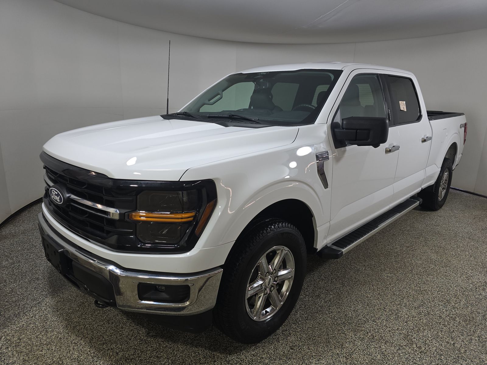 2024 Ford F-150 XLT AWD