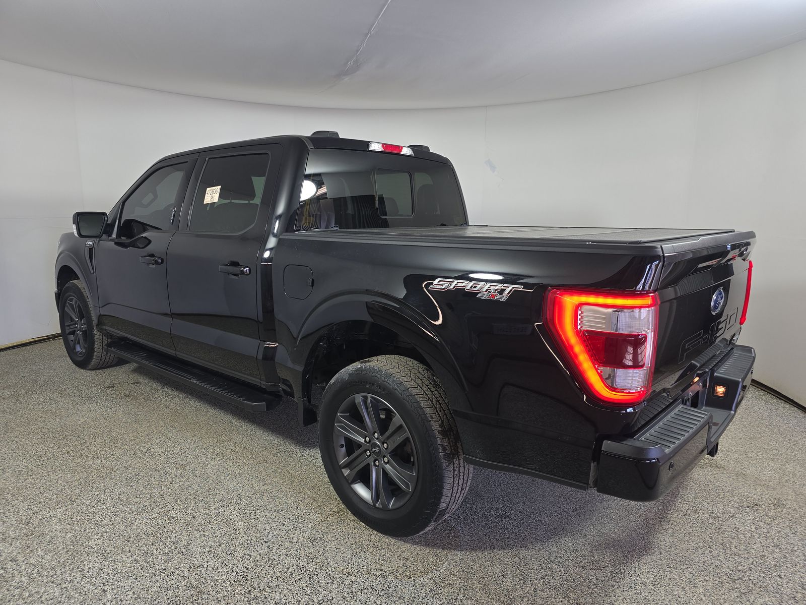 2023 Ford F-150 Lariat AWD