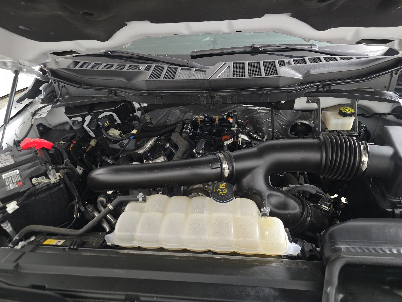 2024 Ford F-150 XLT AWD