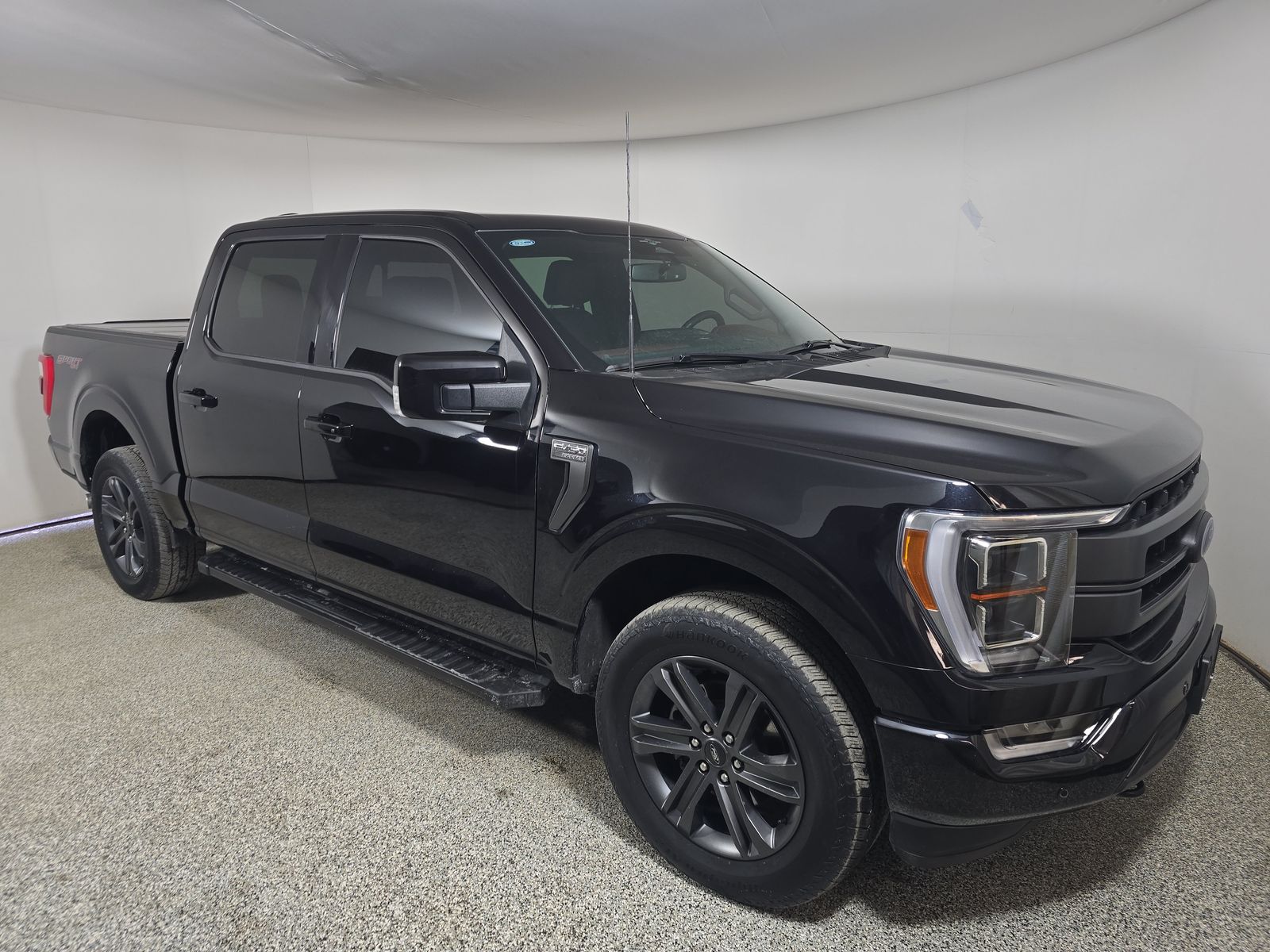 2023 Ford F-150 Lariat AWD