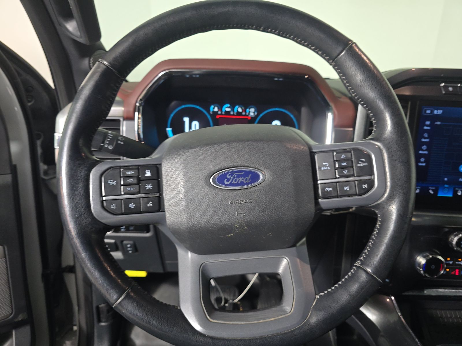 2023 Ford F-150 Hybrid Lariat AWD