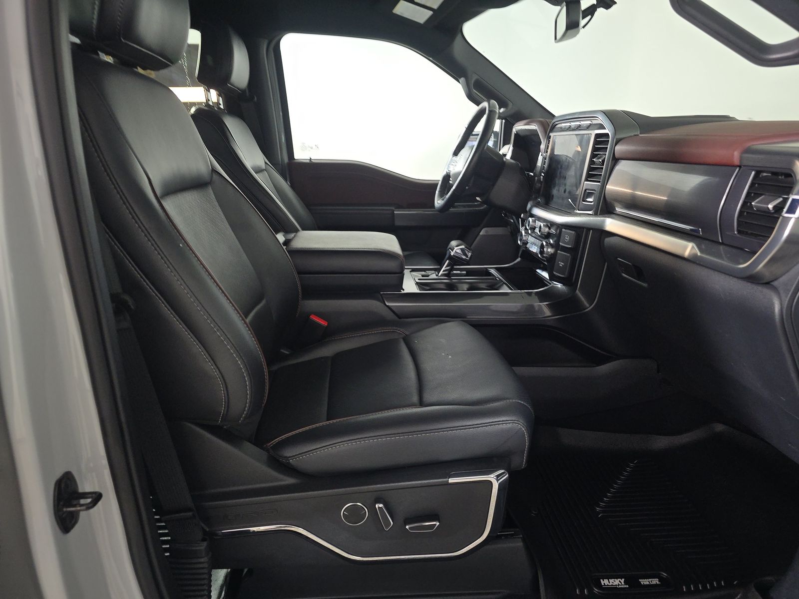 2023 Ford F-150 Hybrid Lariat AWD