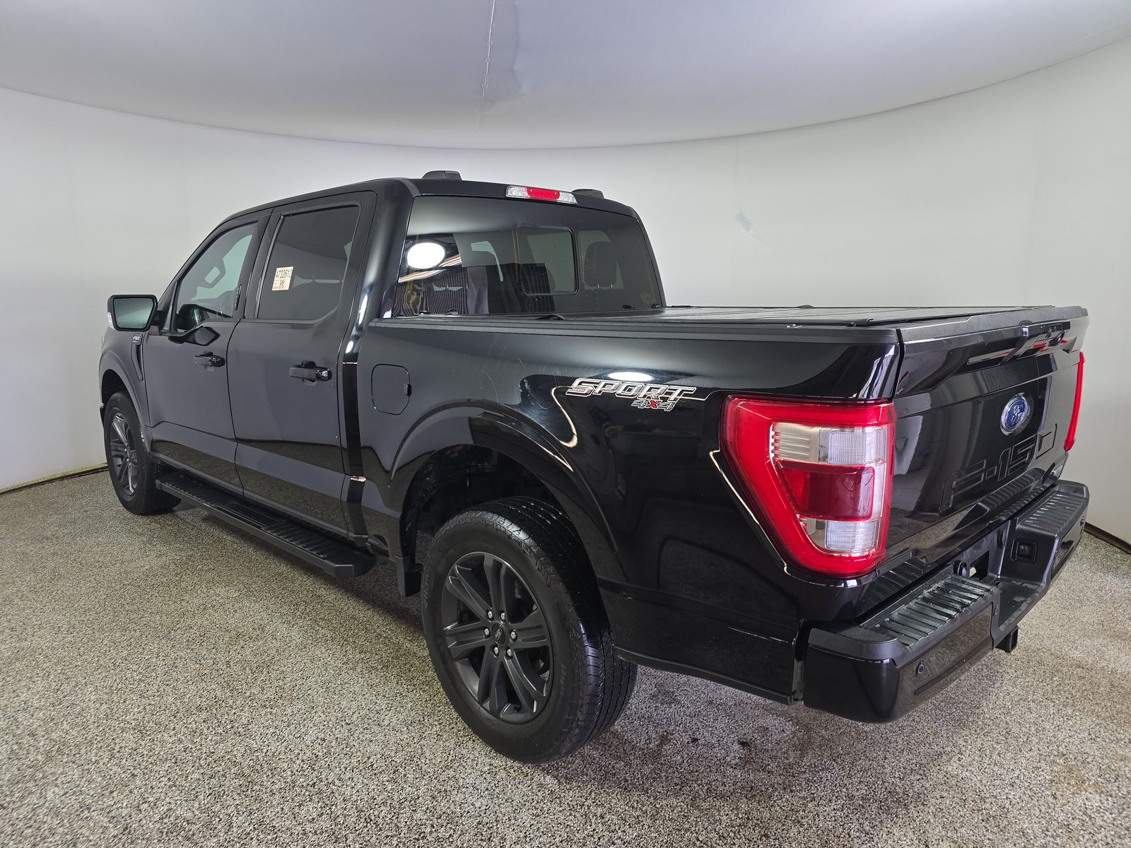 2023 Ford F-150 Lariat AWD