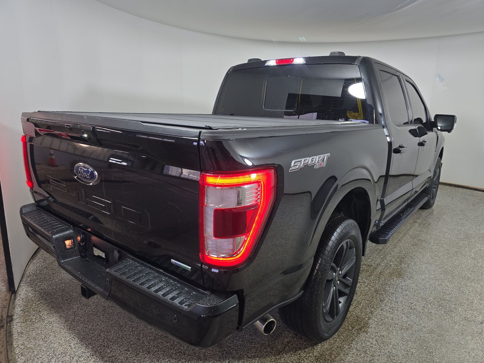 2023 Ford F-150 Lariat AWD