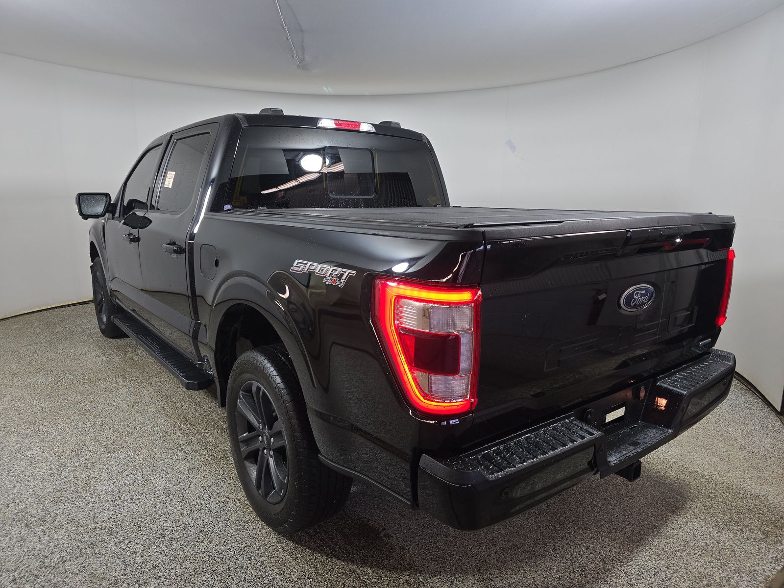 2023 Ford F-150 Lariat AWD