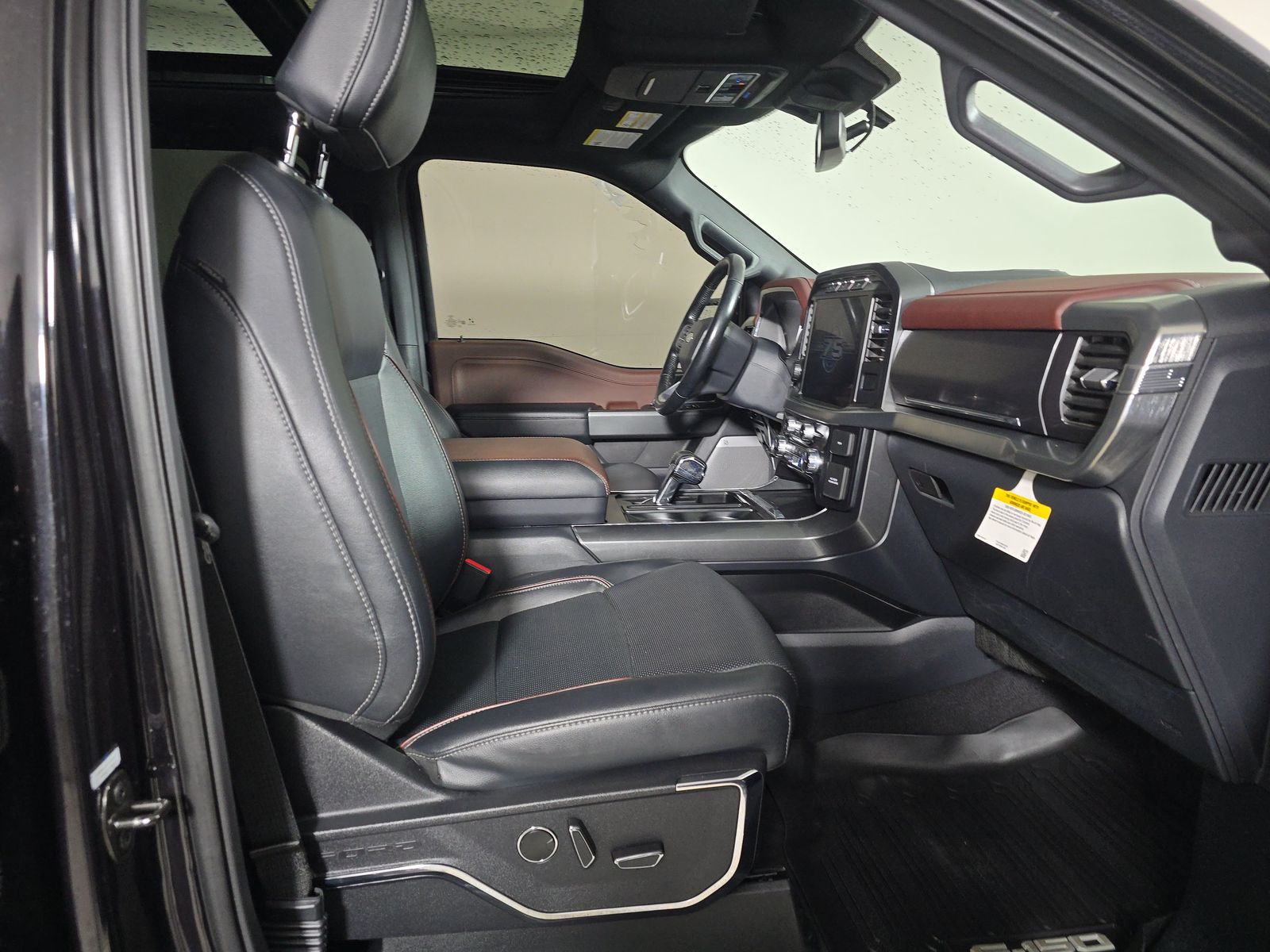 2023 Ford F-150 Lariat AWD