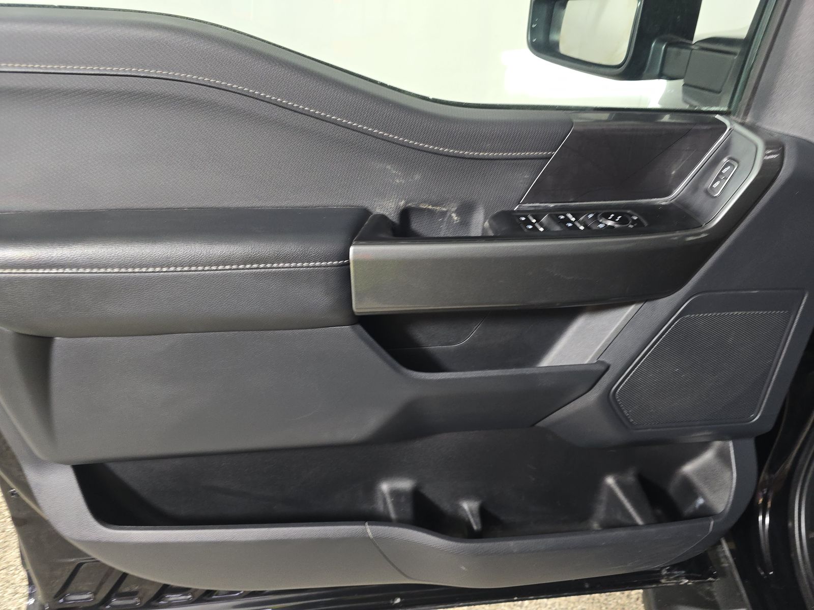 2023 Ford F-150 Hybrid XLT AWD