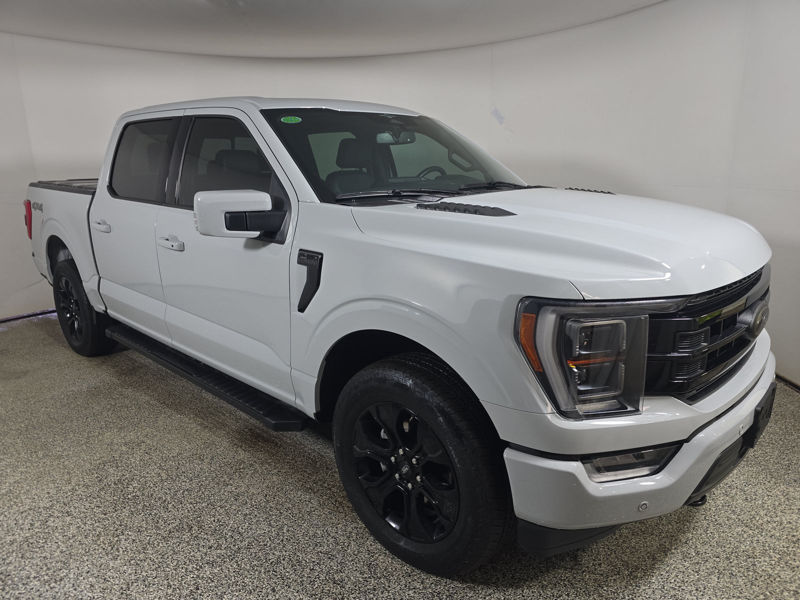 2023 Ford F-150 Lariat AWD