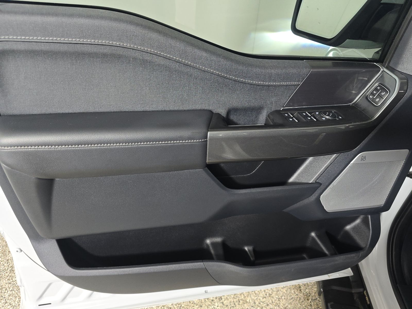 2023 Ford F-150 Lariat AWD