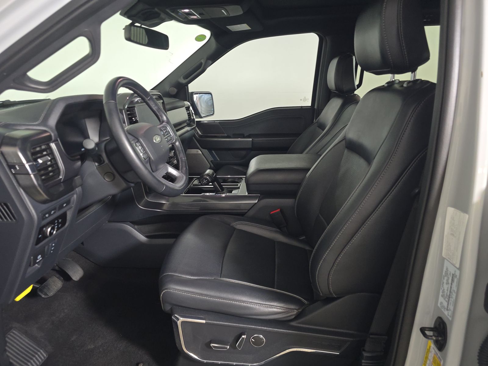 2023 Ford F-150 Lariat AWD