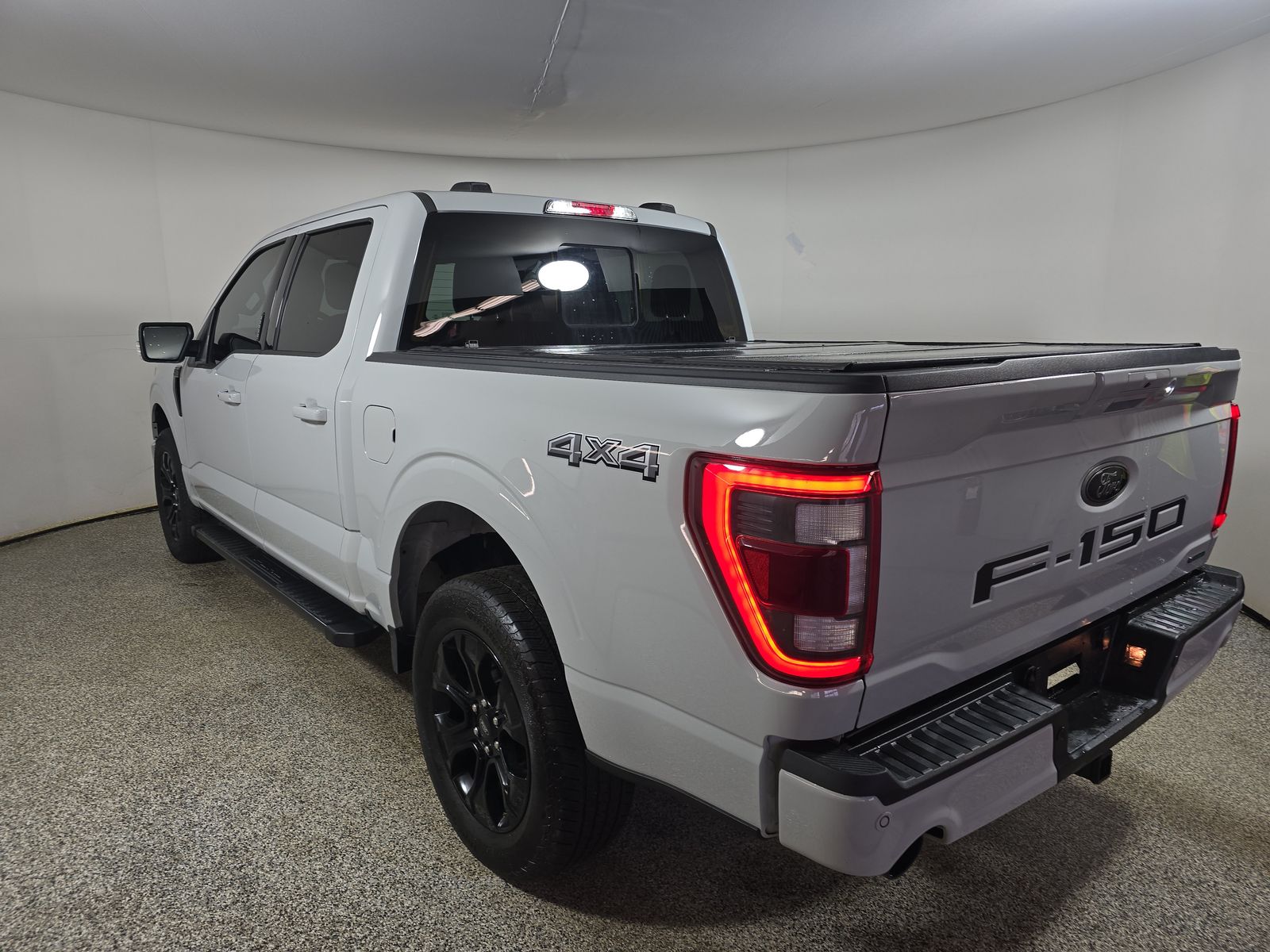 2023 Ford F-150 Lariat AWD