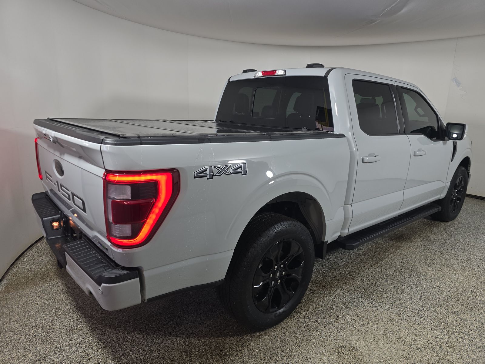 2023 Ford F-150 Lariat AWD