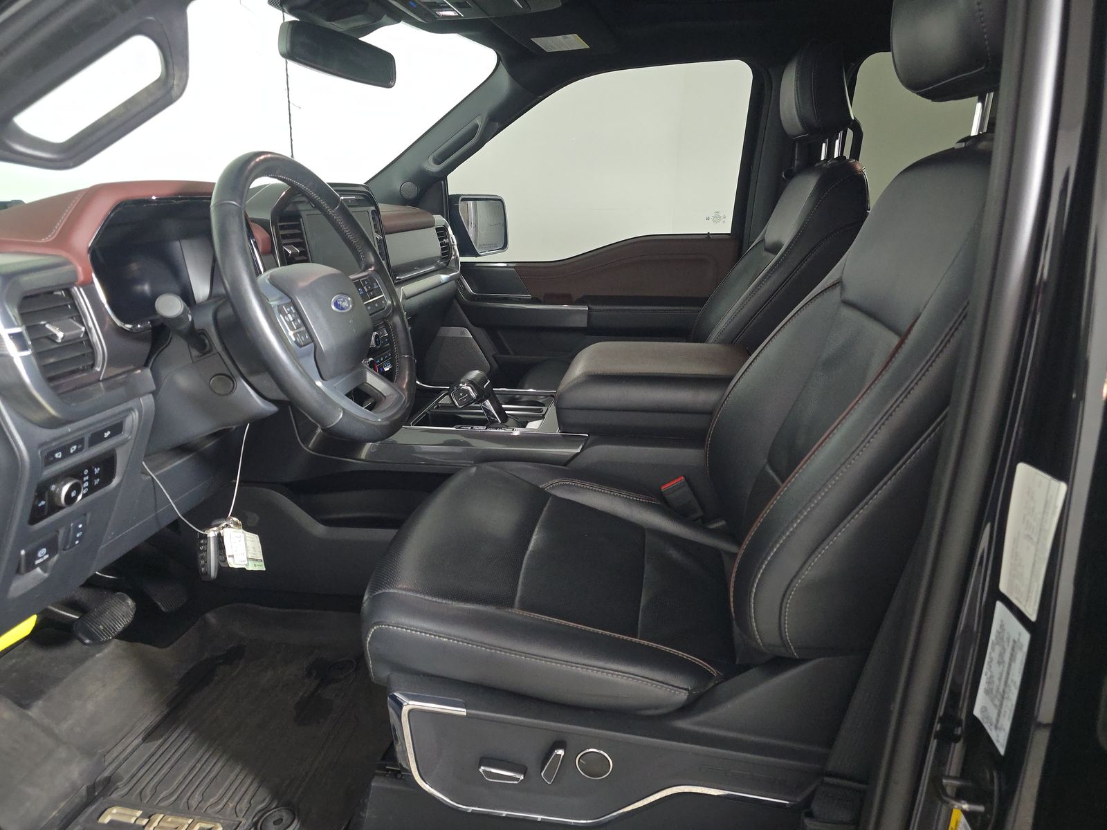 2023 Ford F-150 Lariat AWD