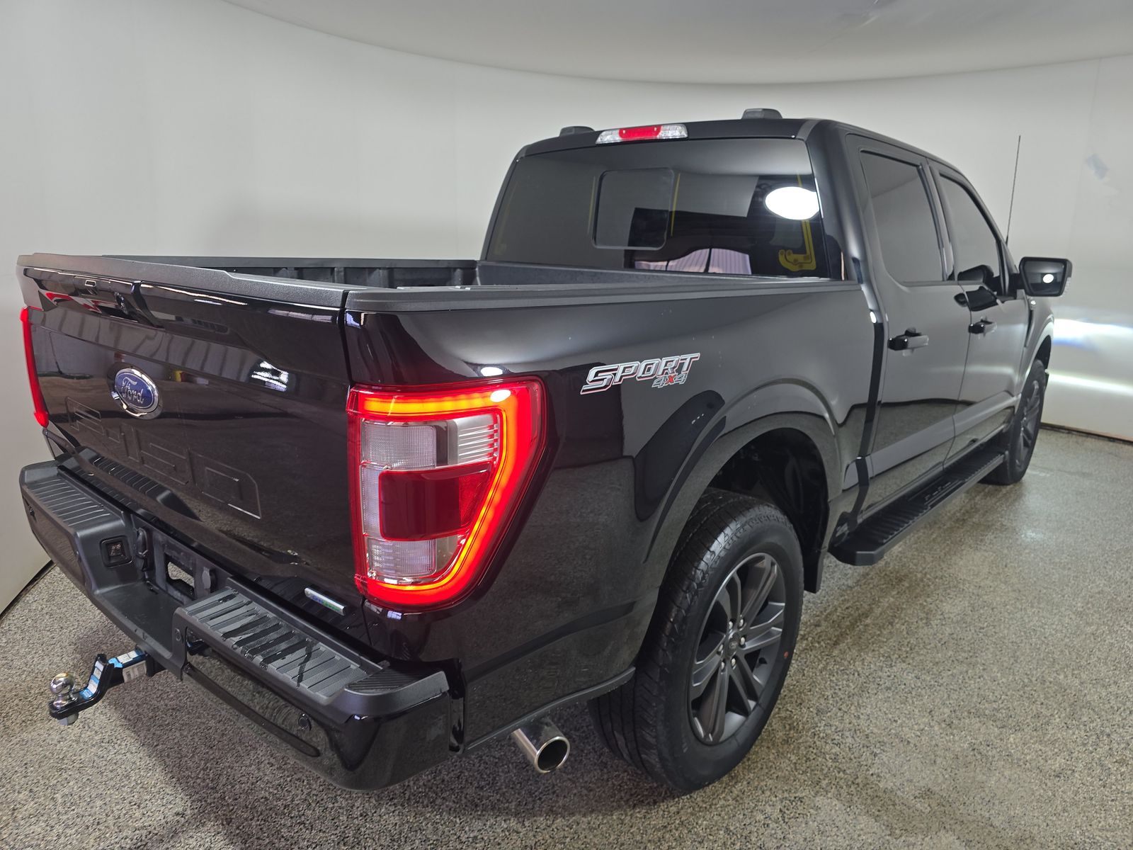 2023 Ford F-150 Lariat AWD