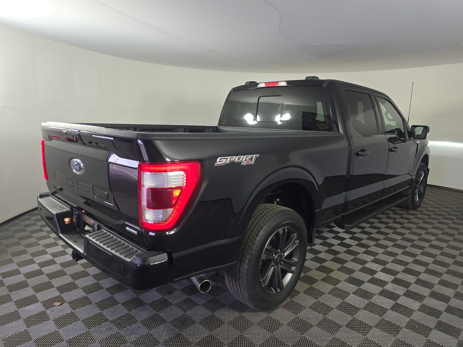 2023 Ford F-150 Lariat AWD