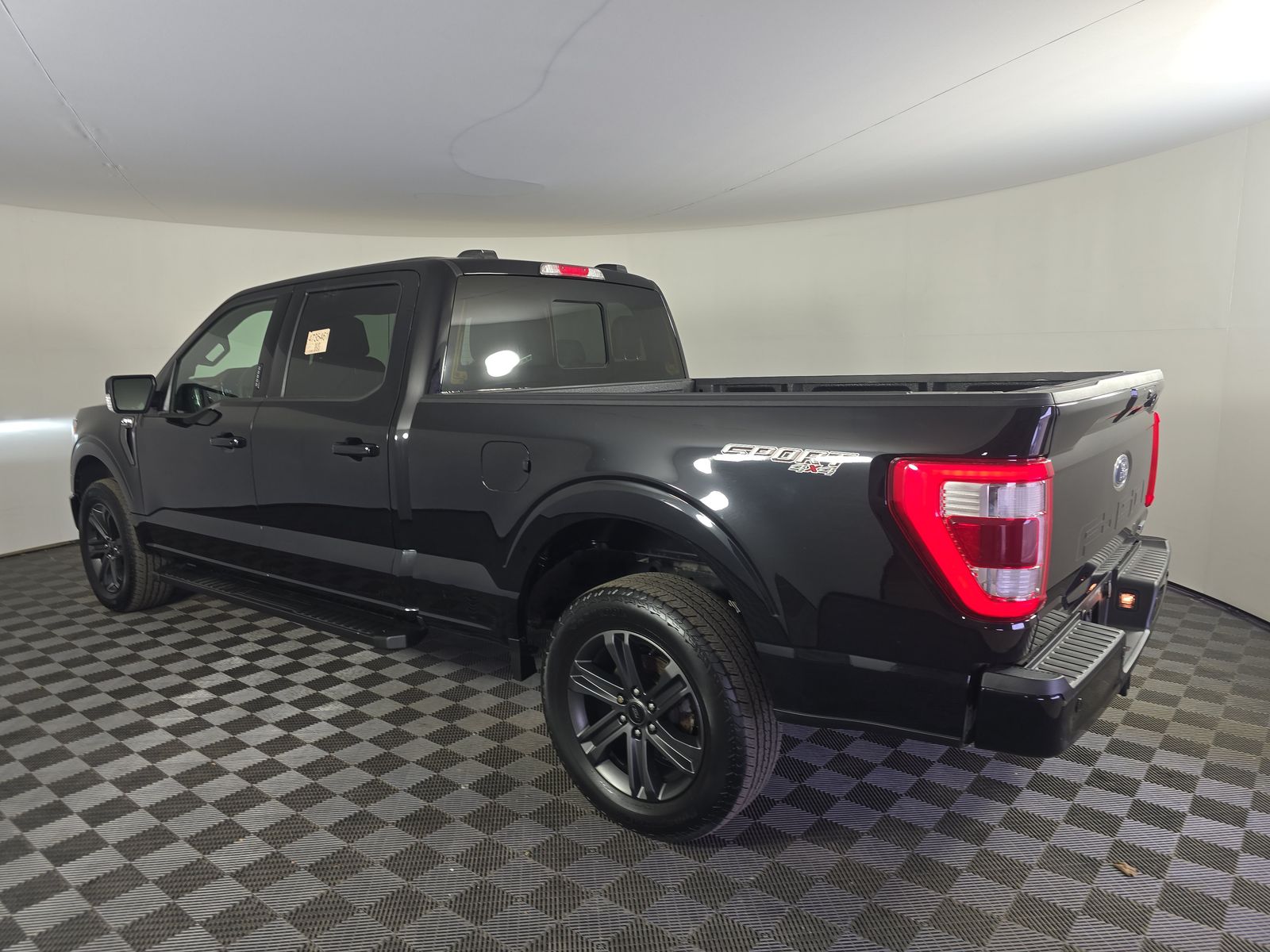 2023 Ford F-150 Lariat AWD