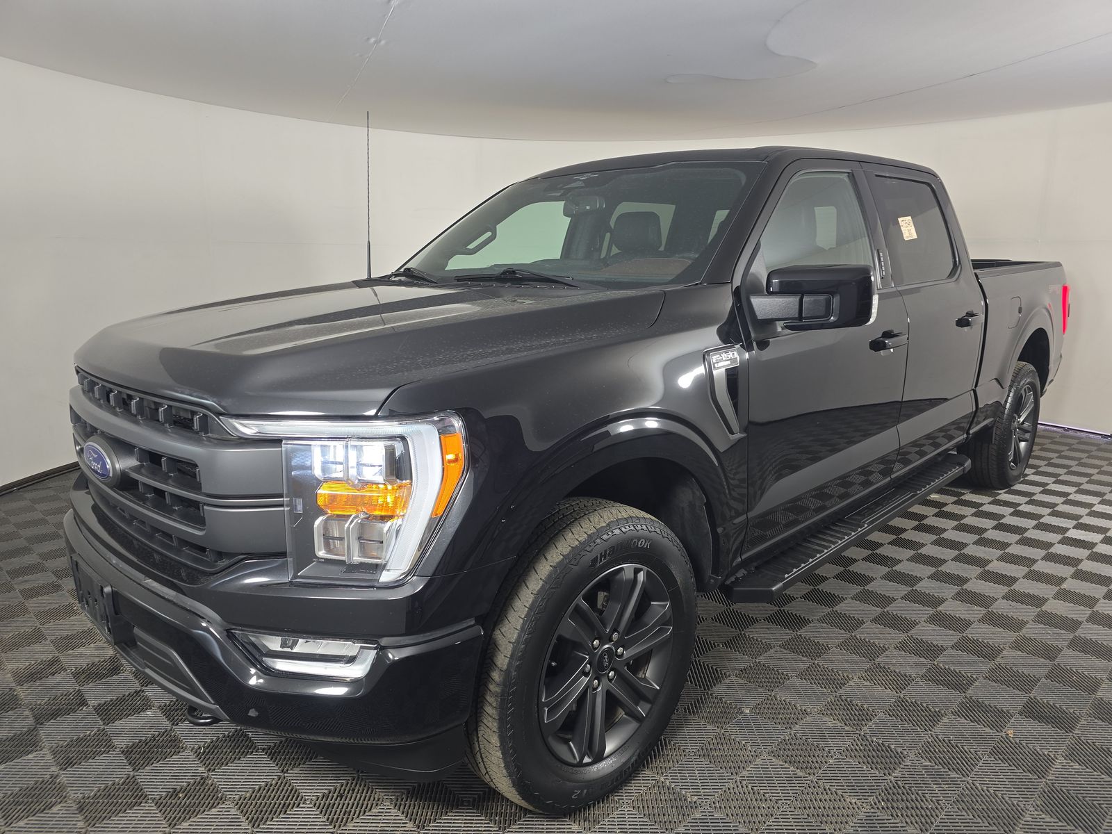 2023 Ford F-150 Lariat AWD