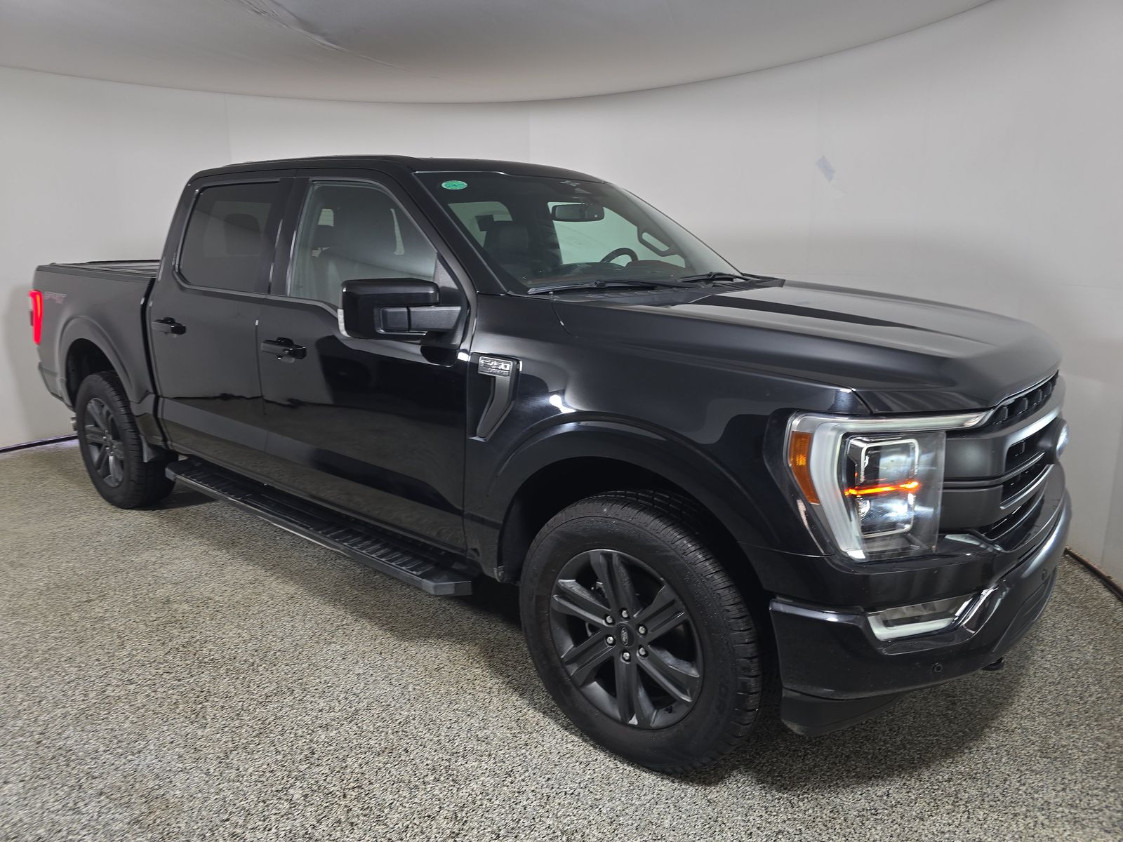 2023 Ford F-150 Lariat AWD