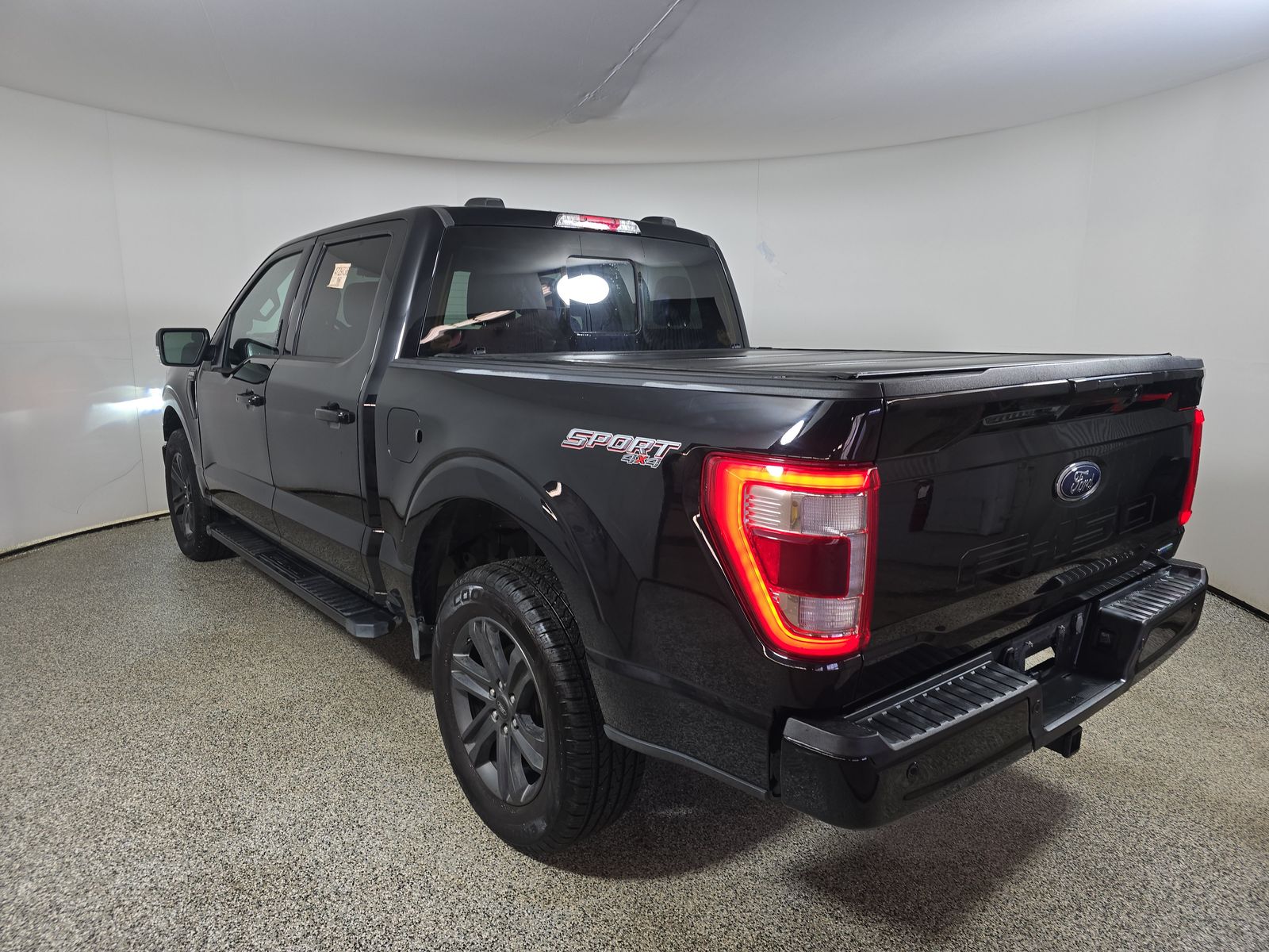 2023 Ford F-150 Lariat AWD