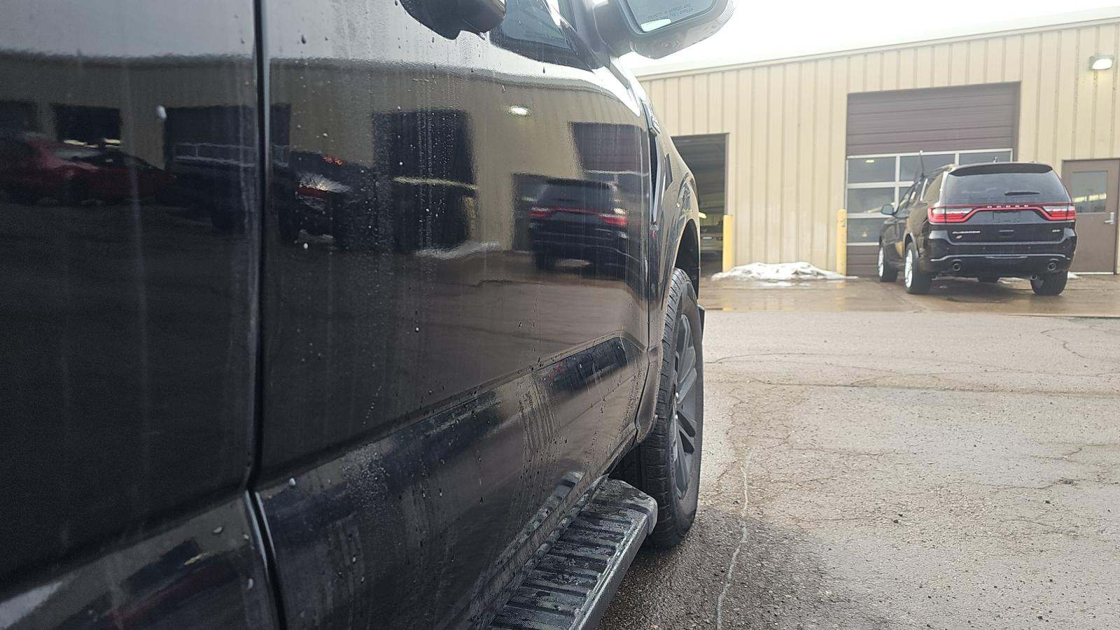 2023 Ford F-150 Lariat AWD