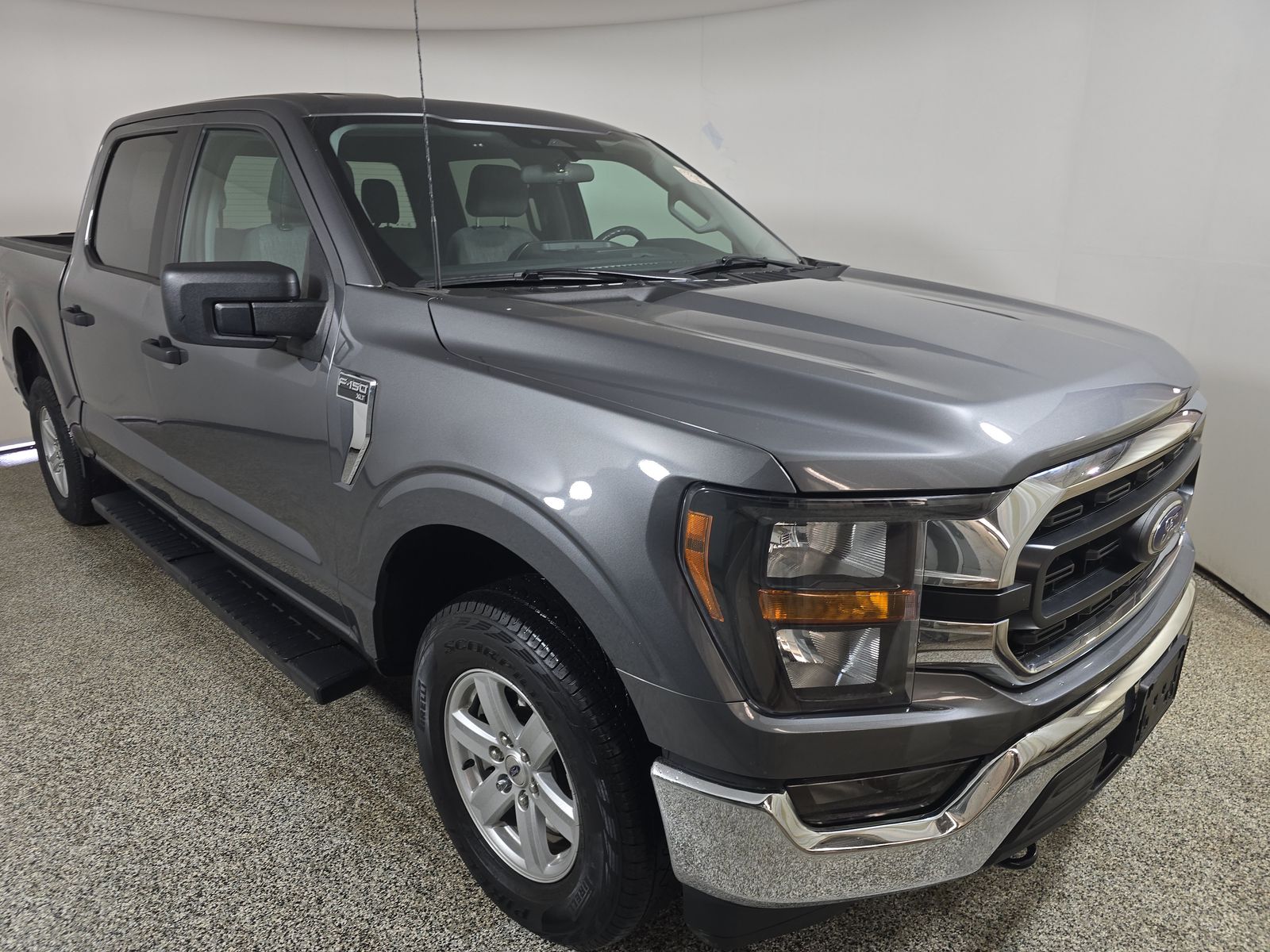 2023 Ford F-150 XLT AWD