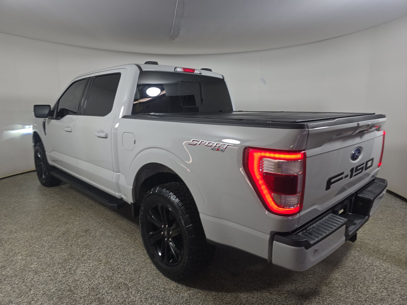 2023 Ford F-150 Lariat AWD