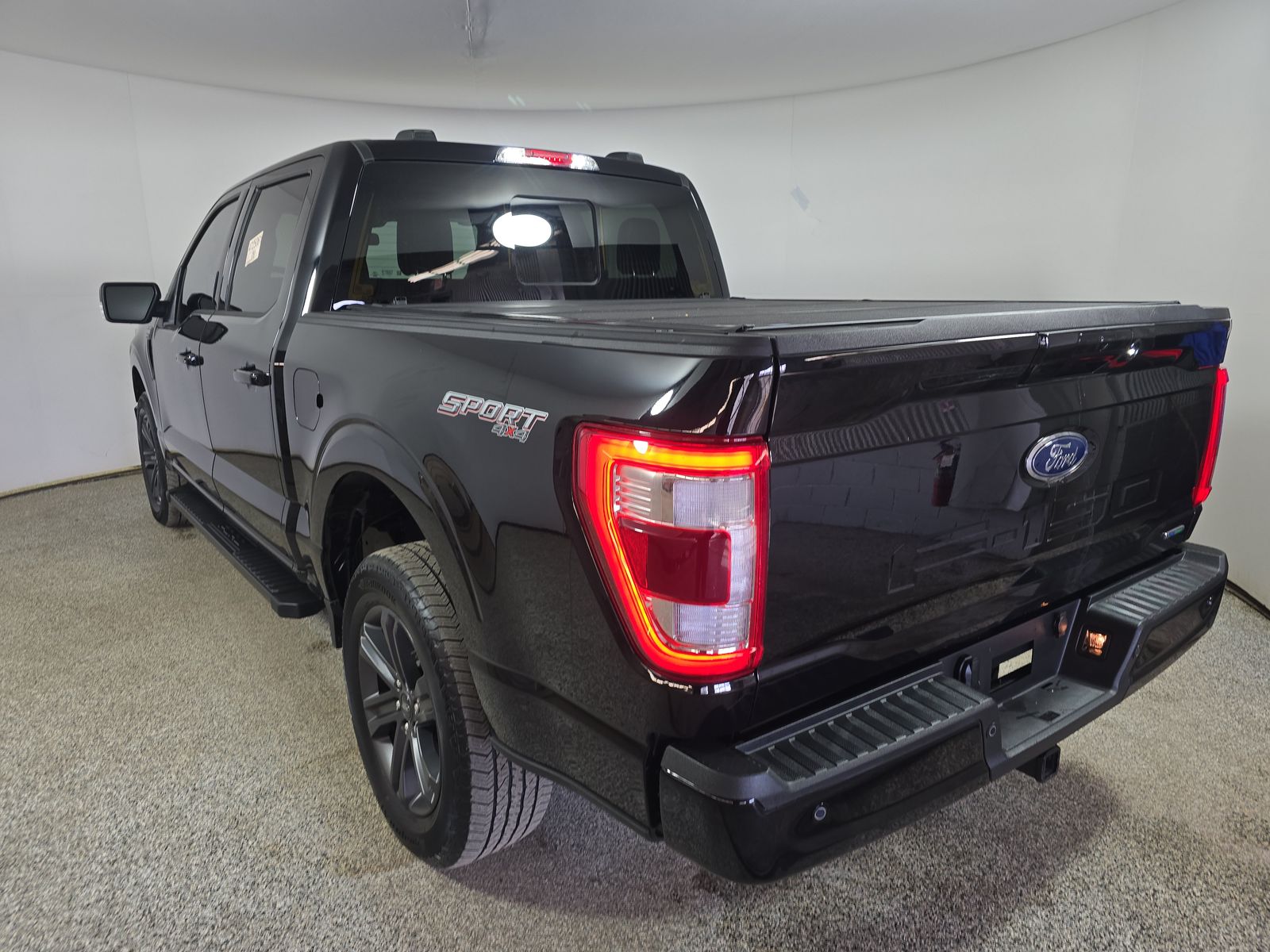 2023 Ford F-150 Lariat AWD