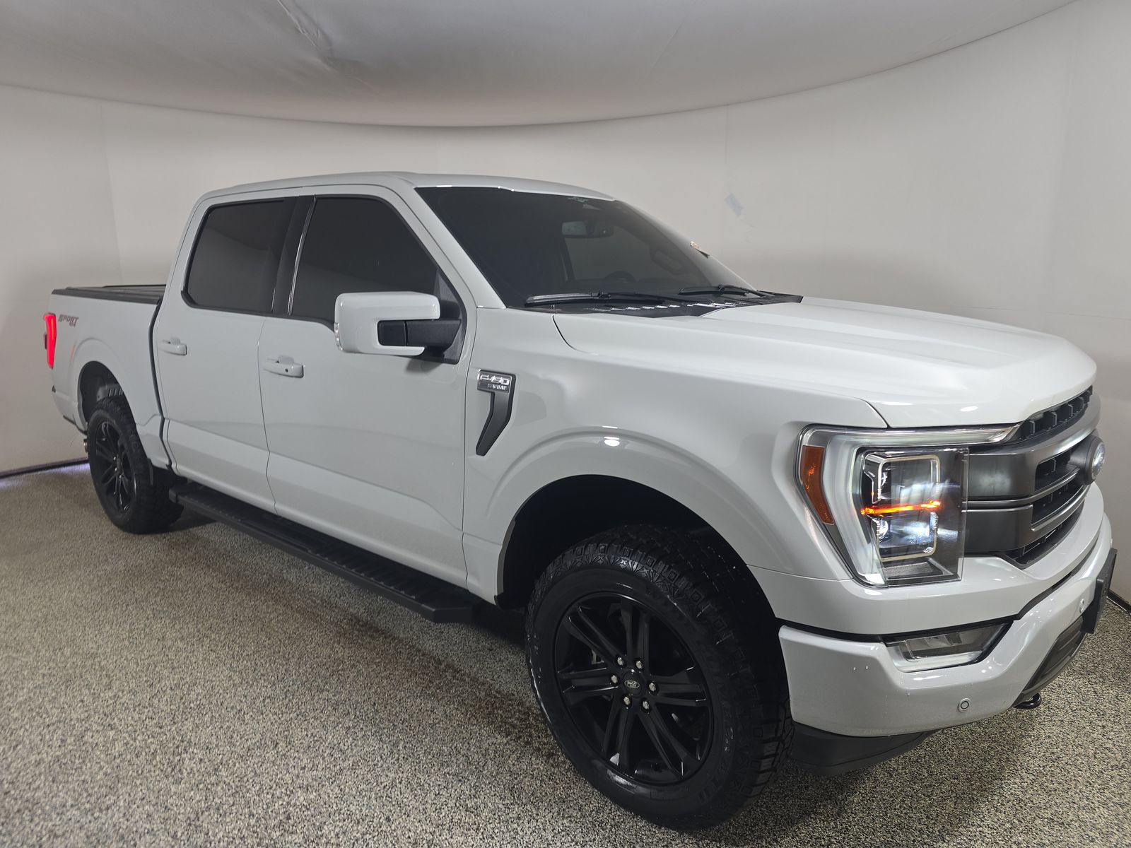 2023 Ford F-150 Lariat AWD