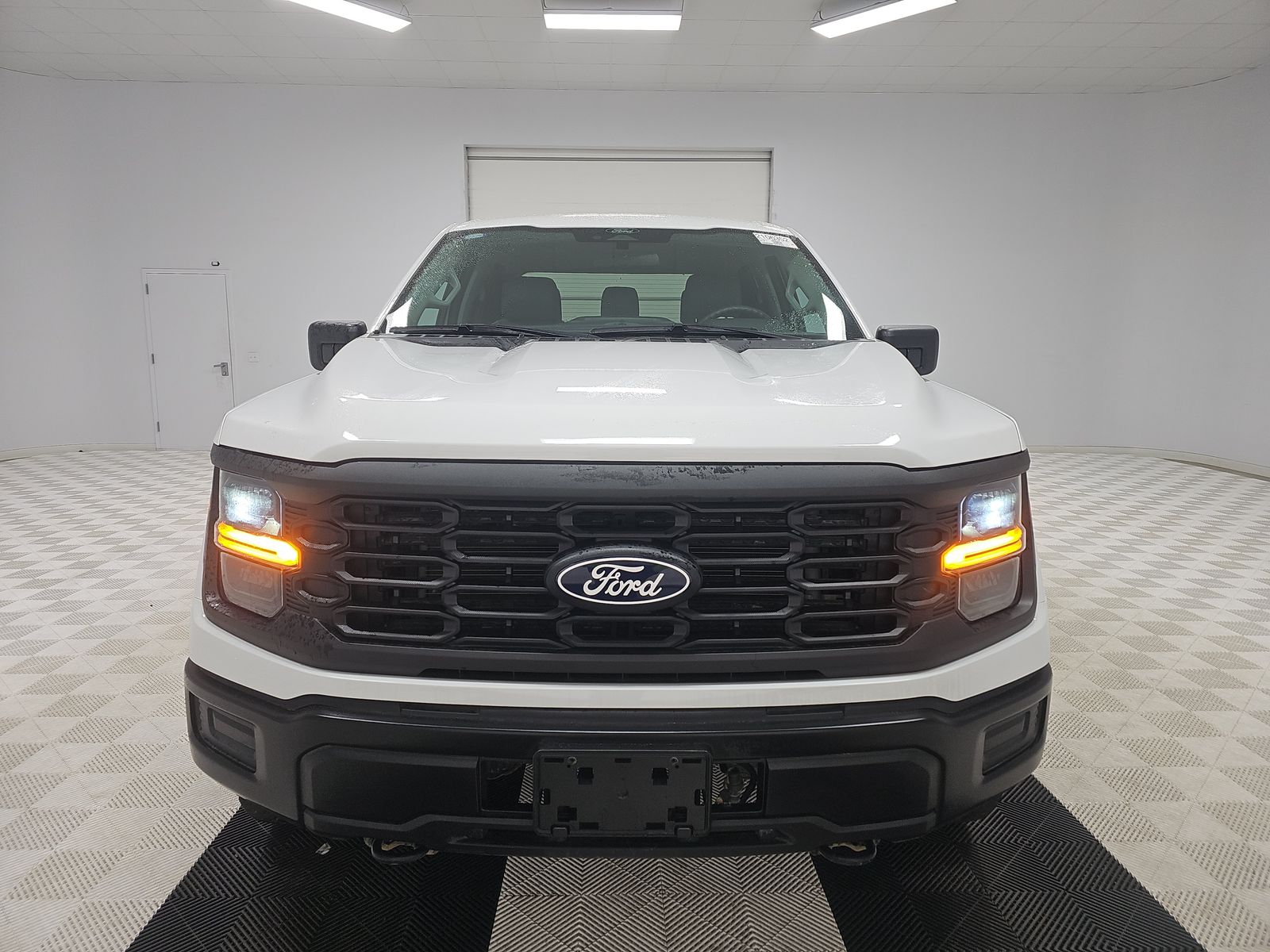 2024 Ford F-150 XL AWD