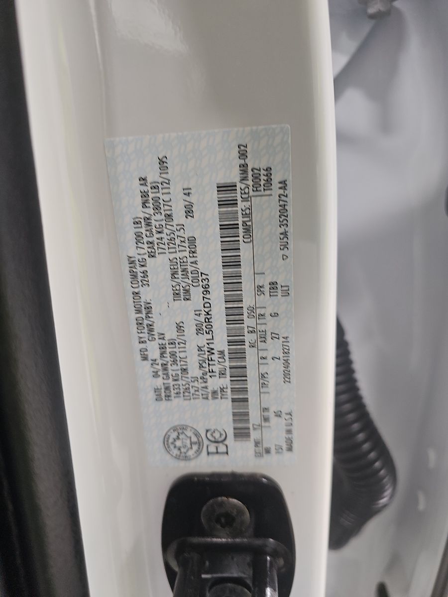 2024 Ford F-150 XL AWD