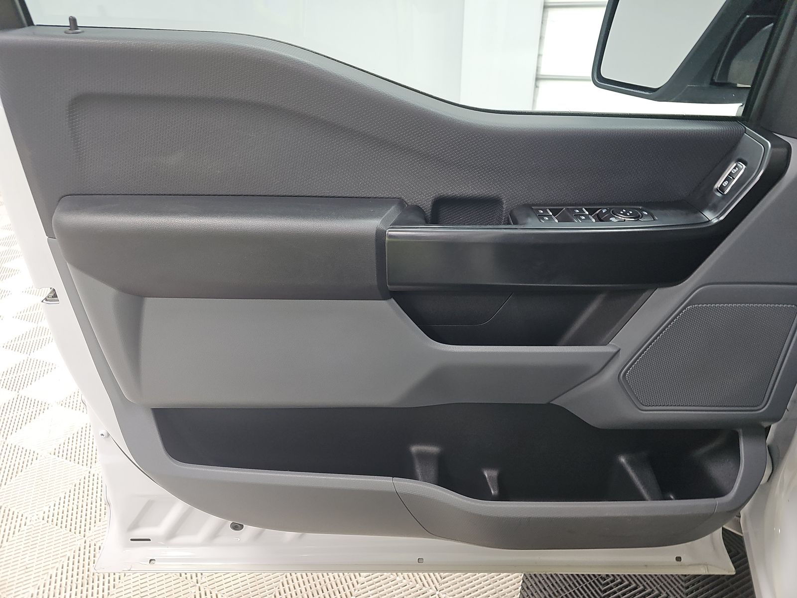 2024 Ford F-150 XL AWD