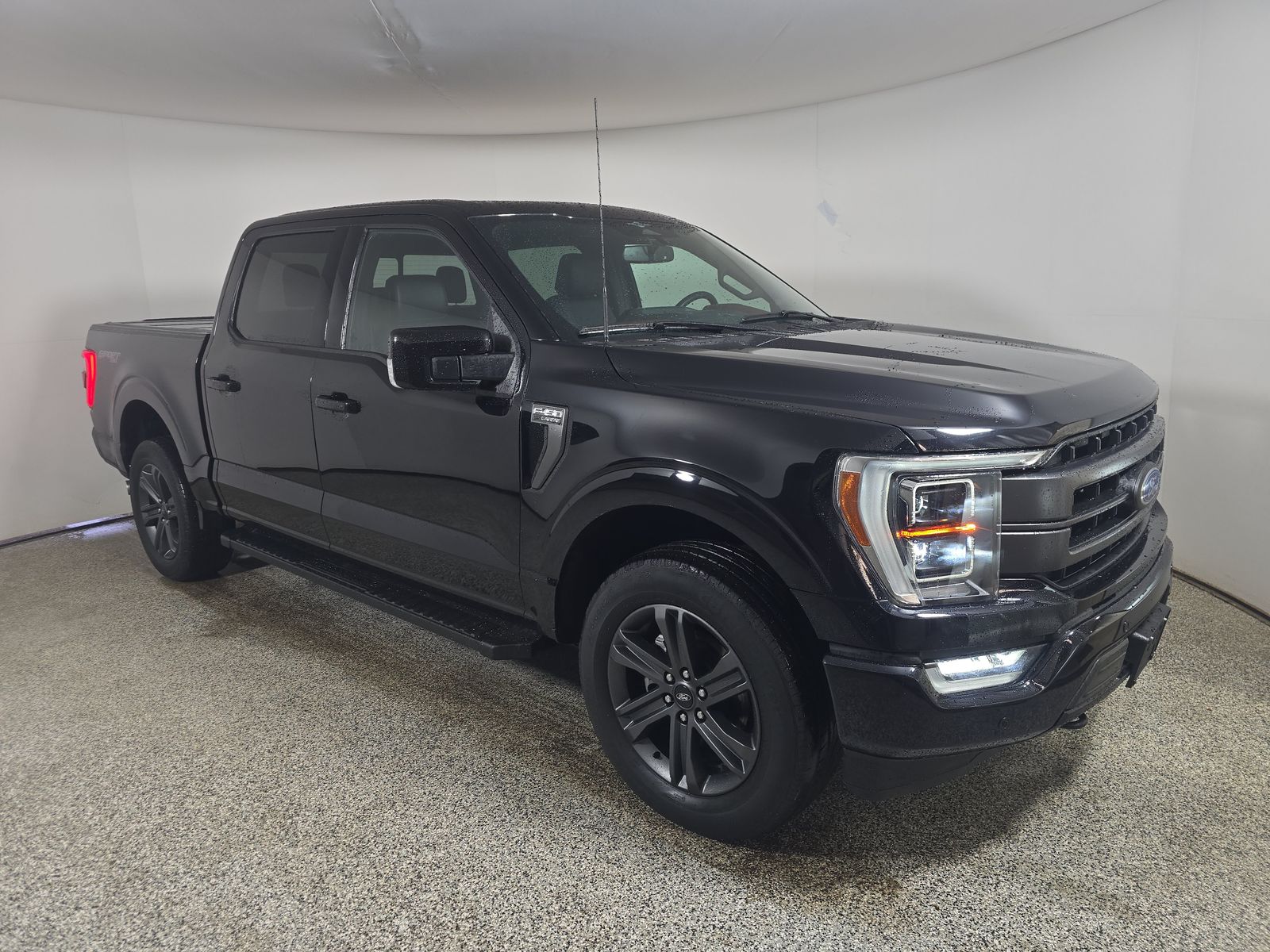 2023 Ford F-150 Lariat AWD
