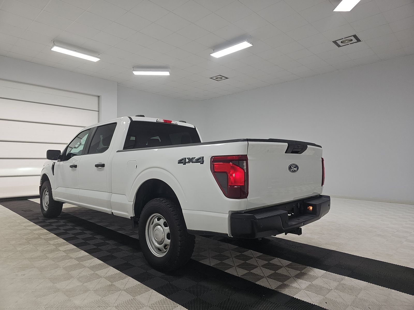2024 Ford F-150 XL AWD