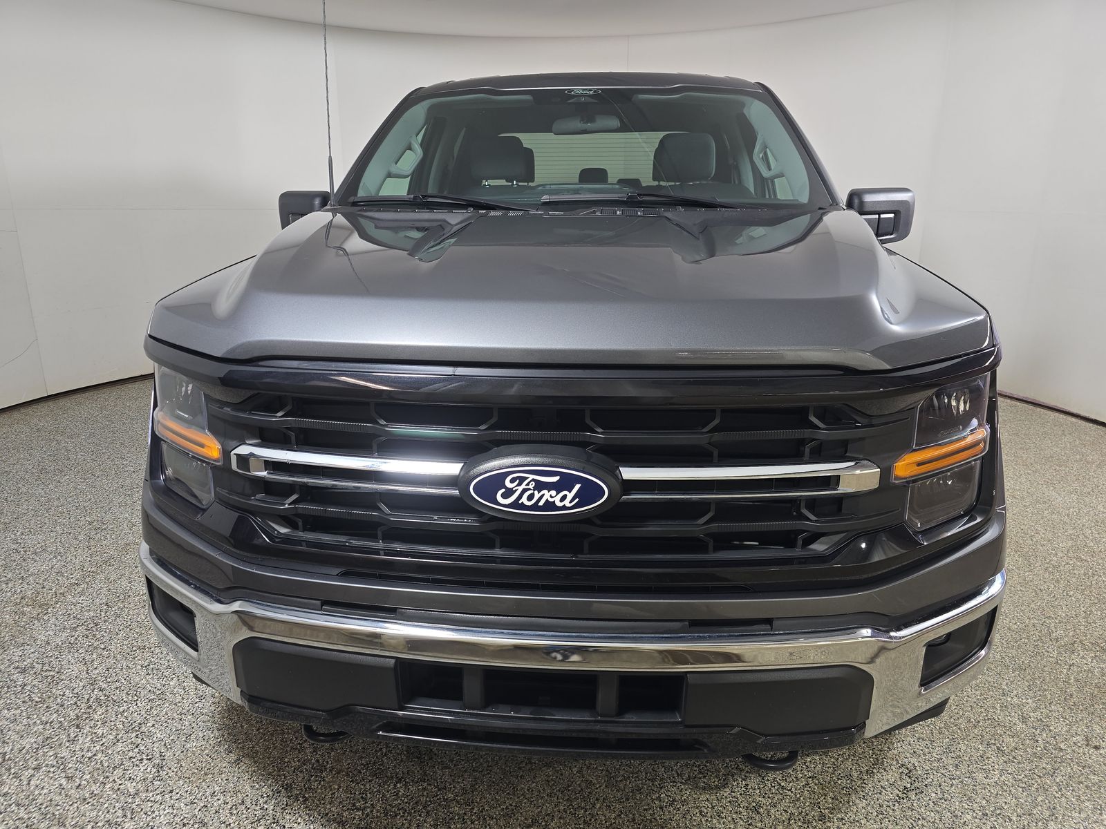 2025 Ford F-150 XLT AWD