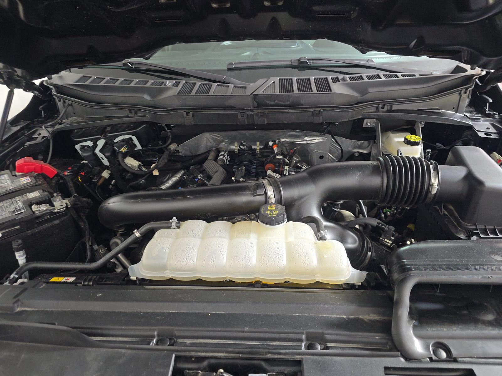 2025 Ford F-150 XLT AWD