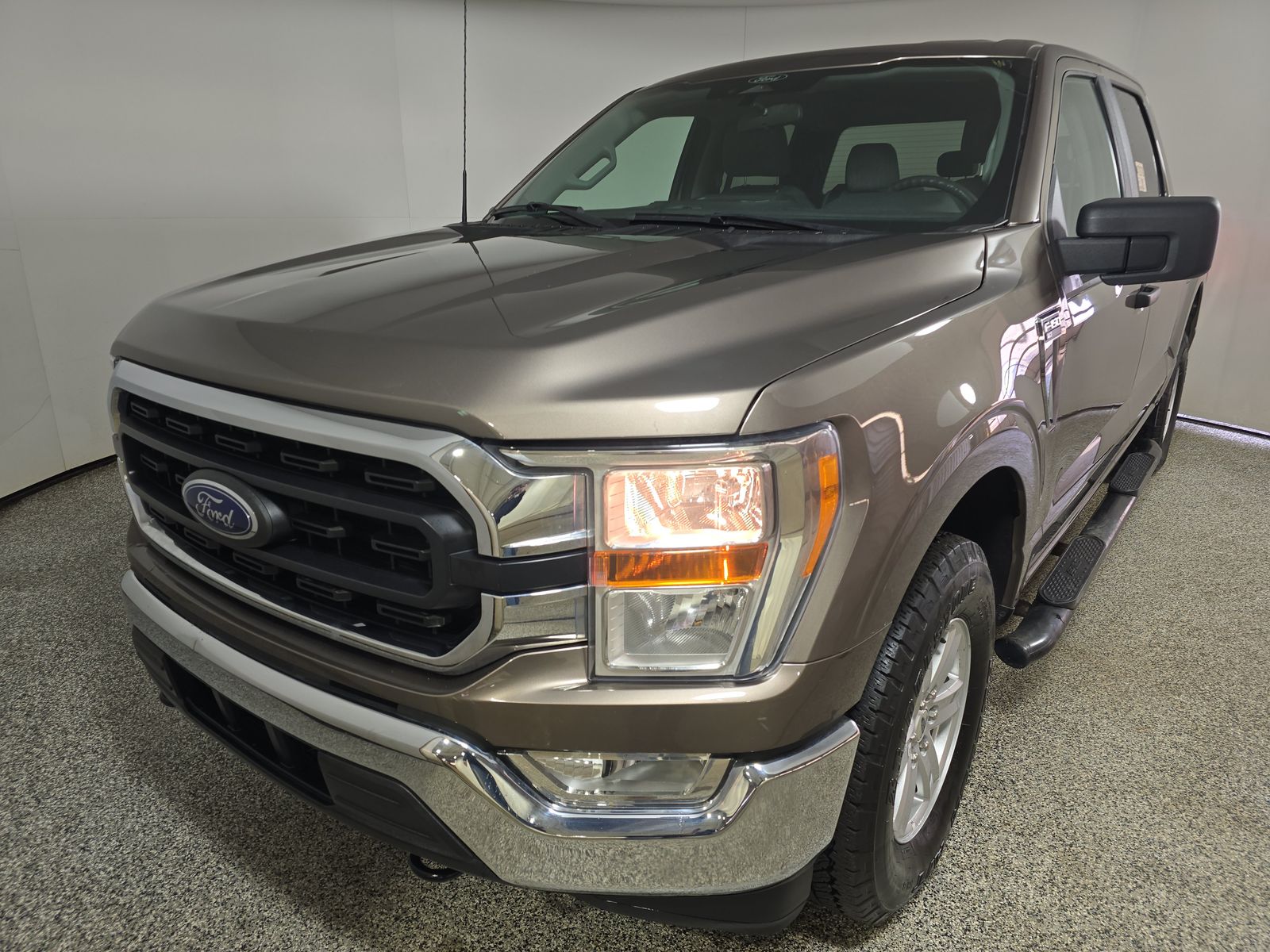 2022 Ford F-150 XLT AWD