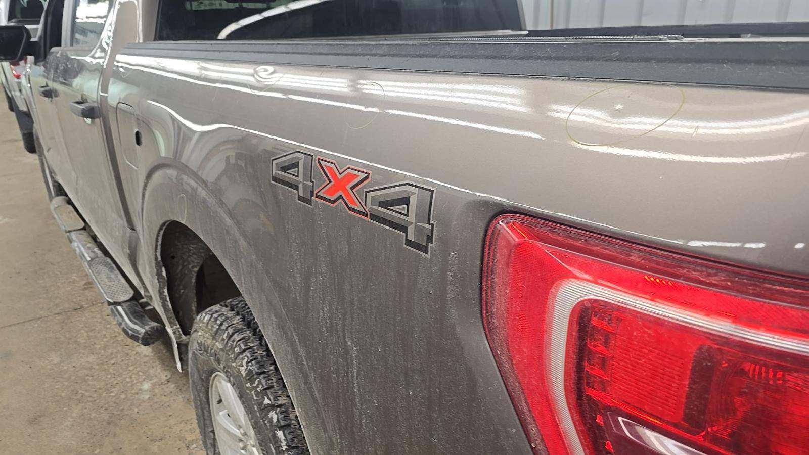 2022 Ford F-150 XLT AWD