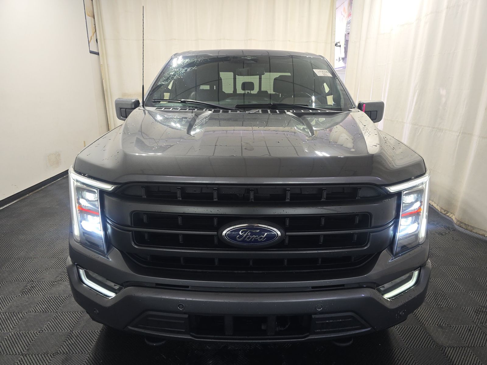 2023 Ford F-150 Lariat AWD