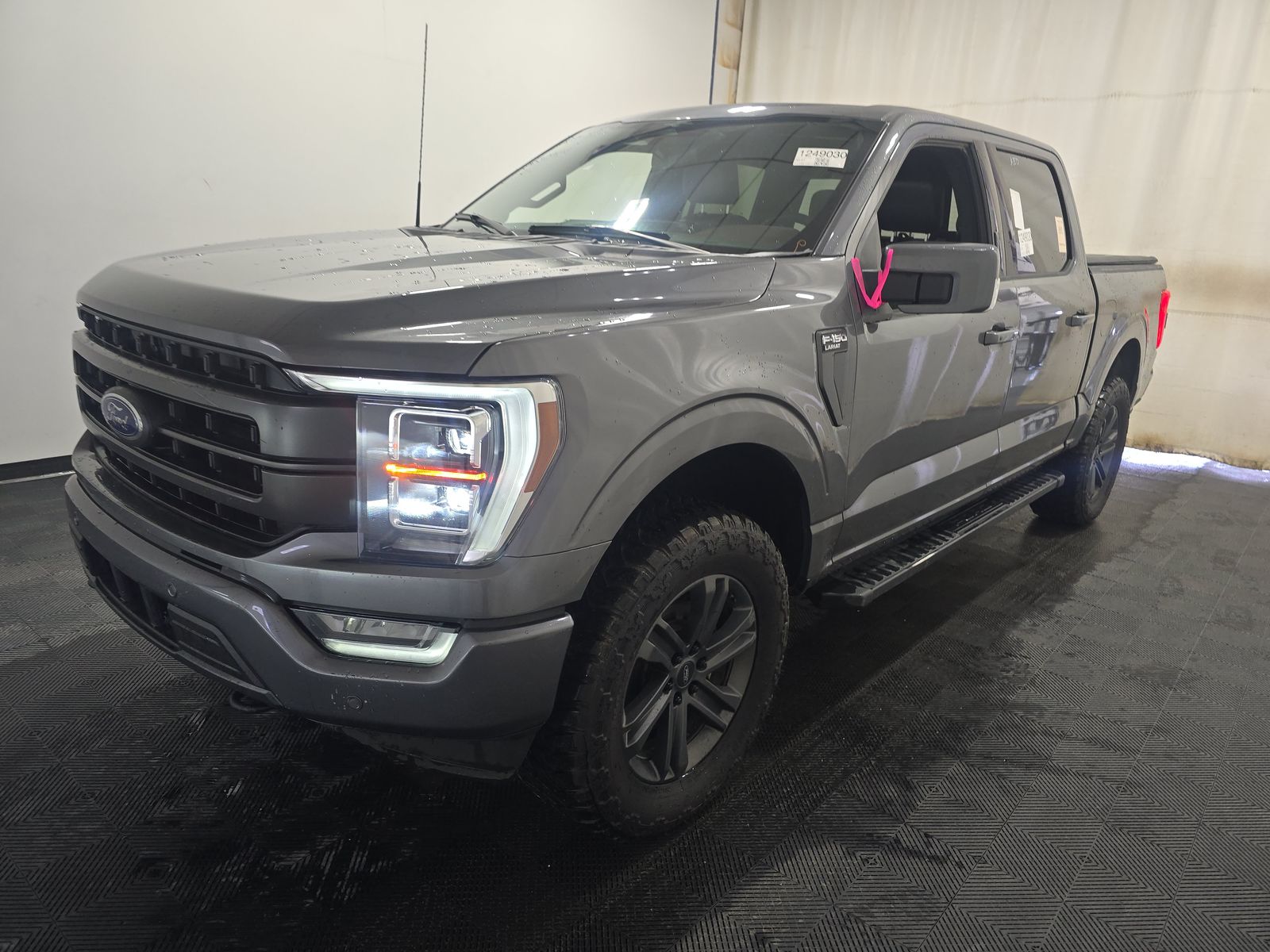 2023 Ford F-150 Lariat AWD