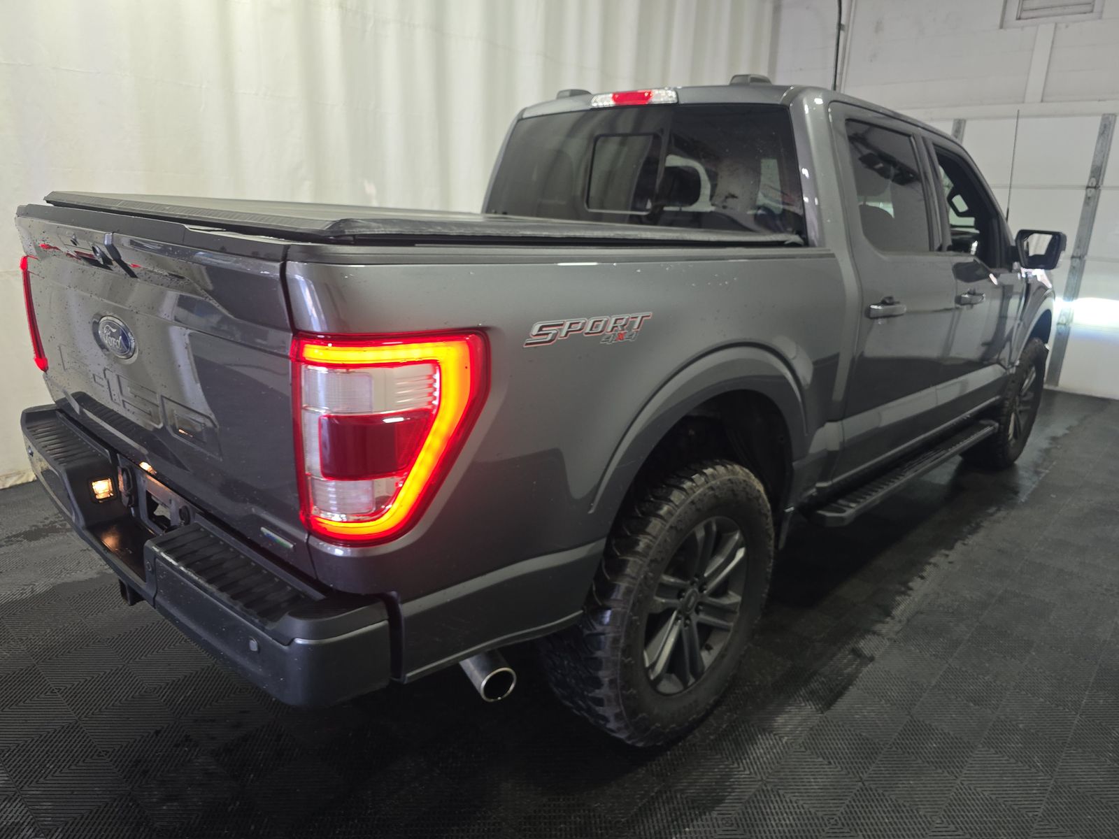 2023 Ford F-150 Lariat AWD
